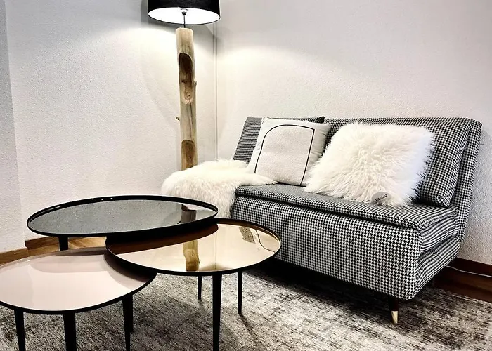 Апартаменты Hidden Retreats The Niesen *